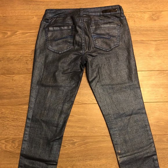 ALMOST FAMOUS, Women's Skinny Jeans - Picture 3 of 4